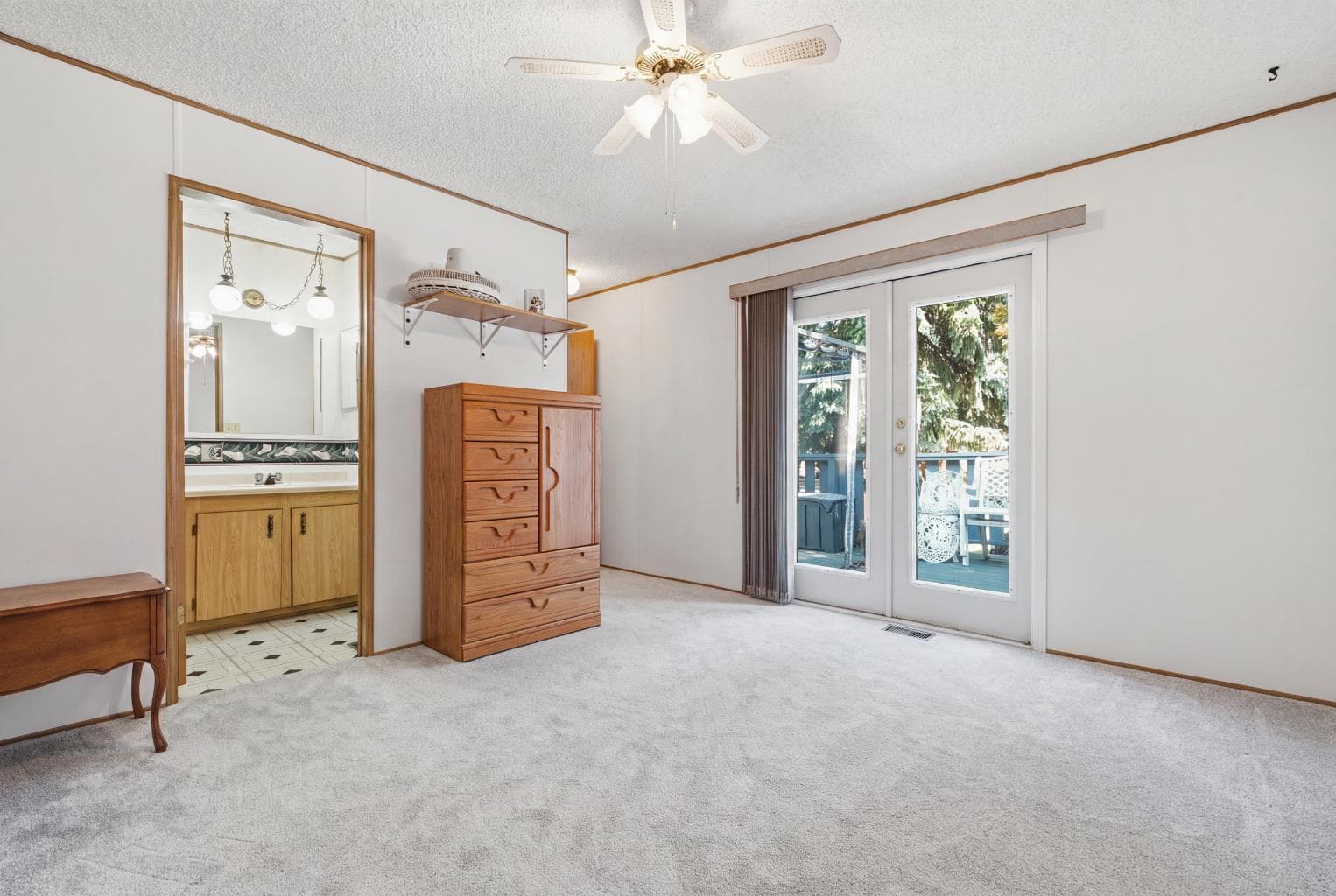 3011 Burroughs Manor NE
