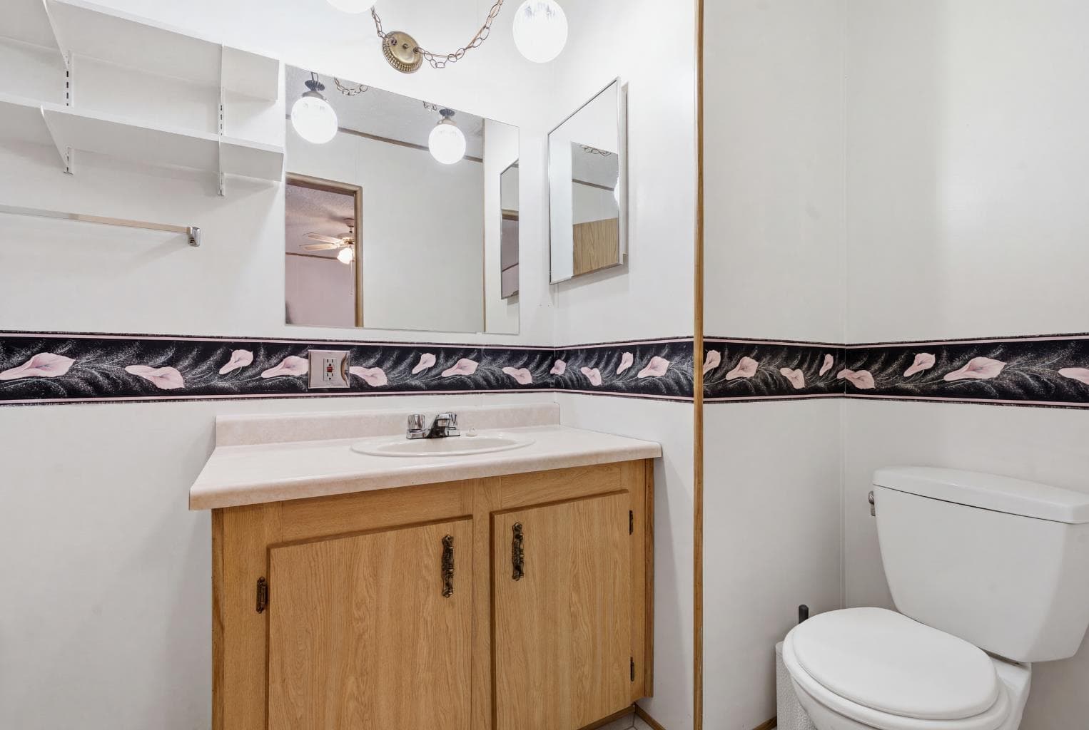 3011 Burroughs Manor NE
