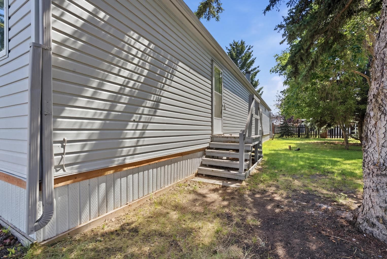 3011 Burroughs Manor NE