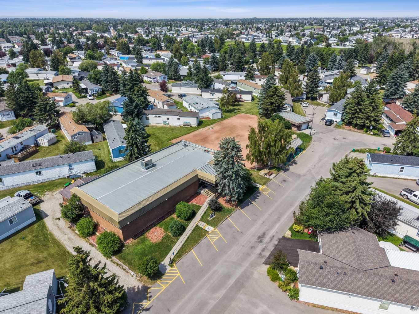 3011 Burroughs Manor NE