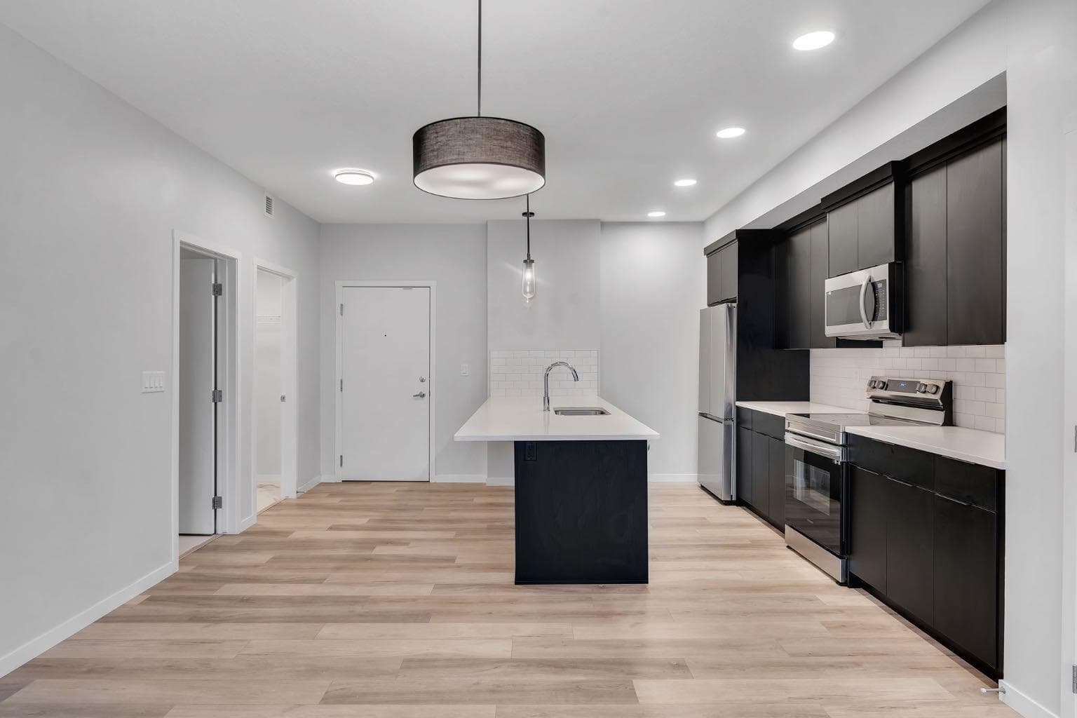 3201, 220 Seton Grove SE