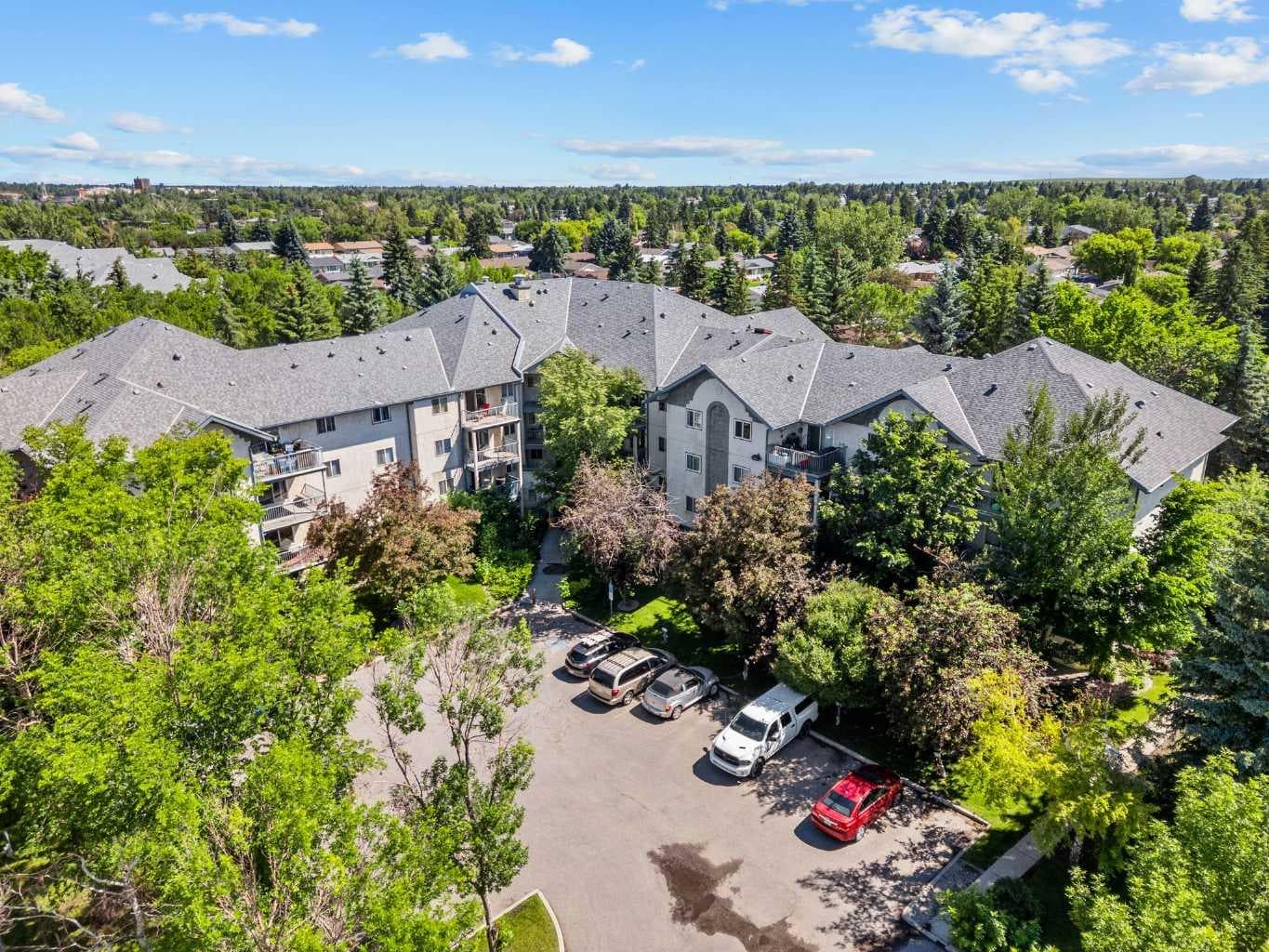 416, 21 Dover Point SE