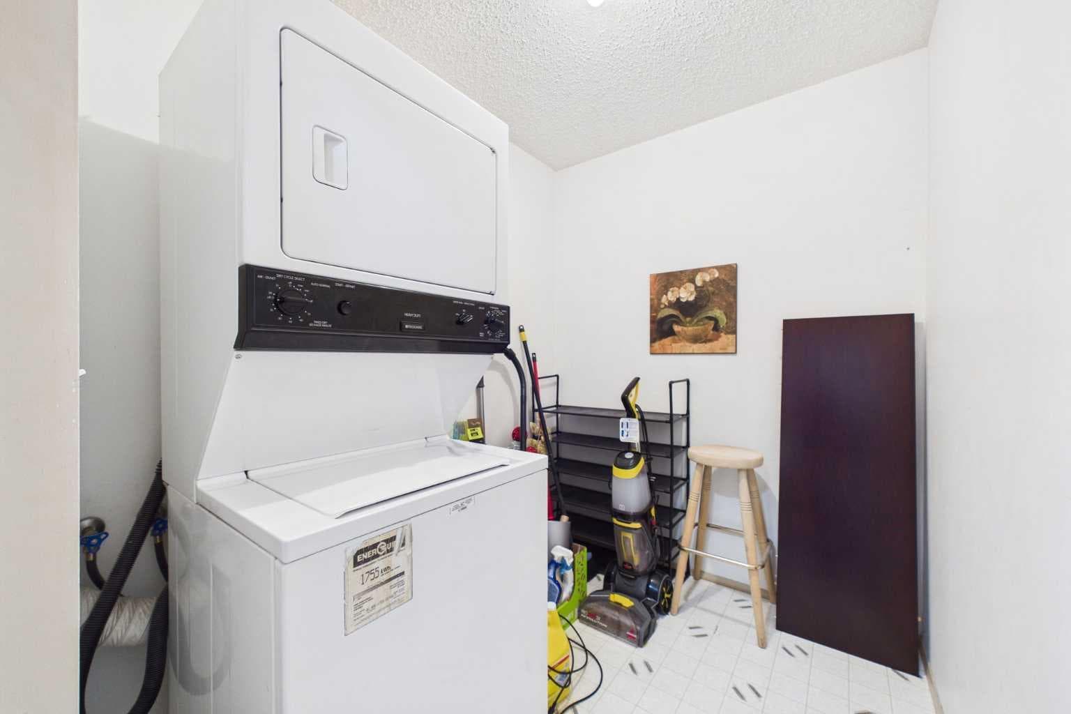 416, 21 Dover Point SE