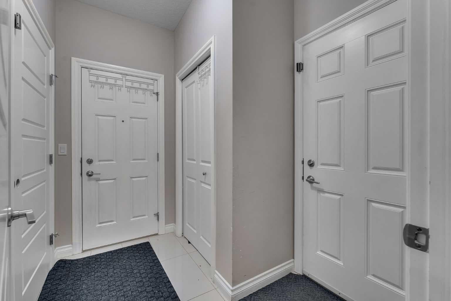 28 Saddlelake Common NE