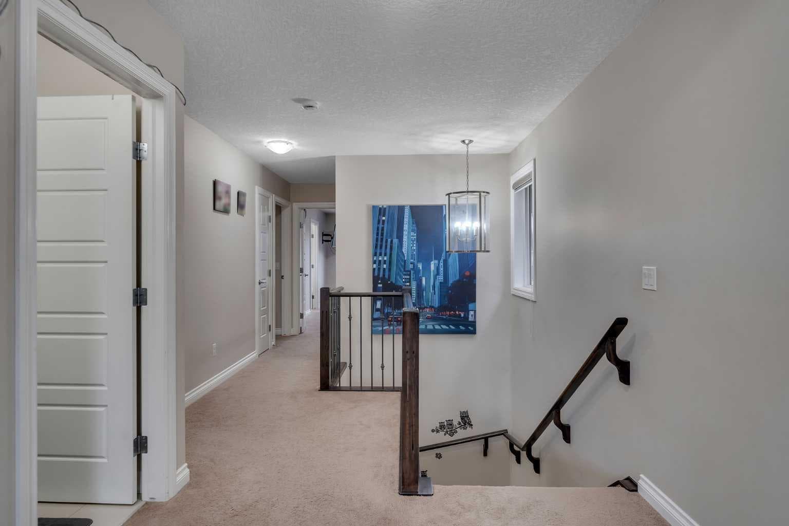 28 Saddlelake Common NE
