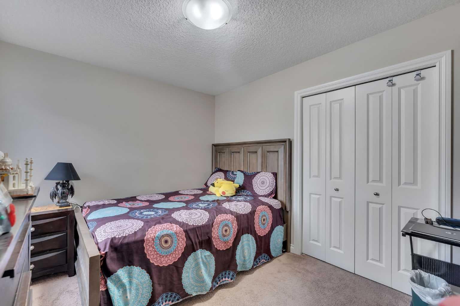 28 Saddlelake Common NE