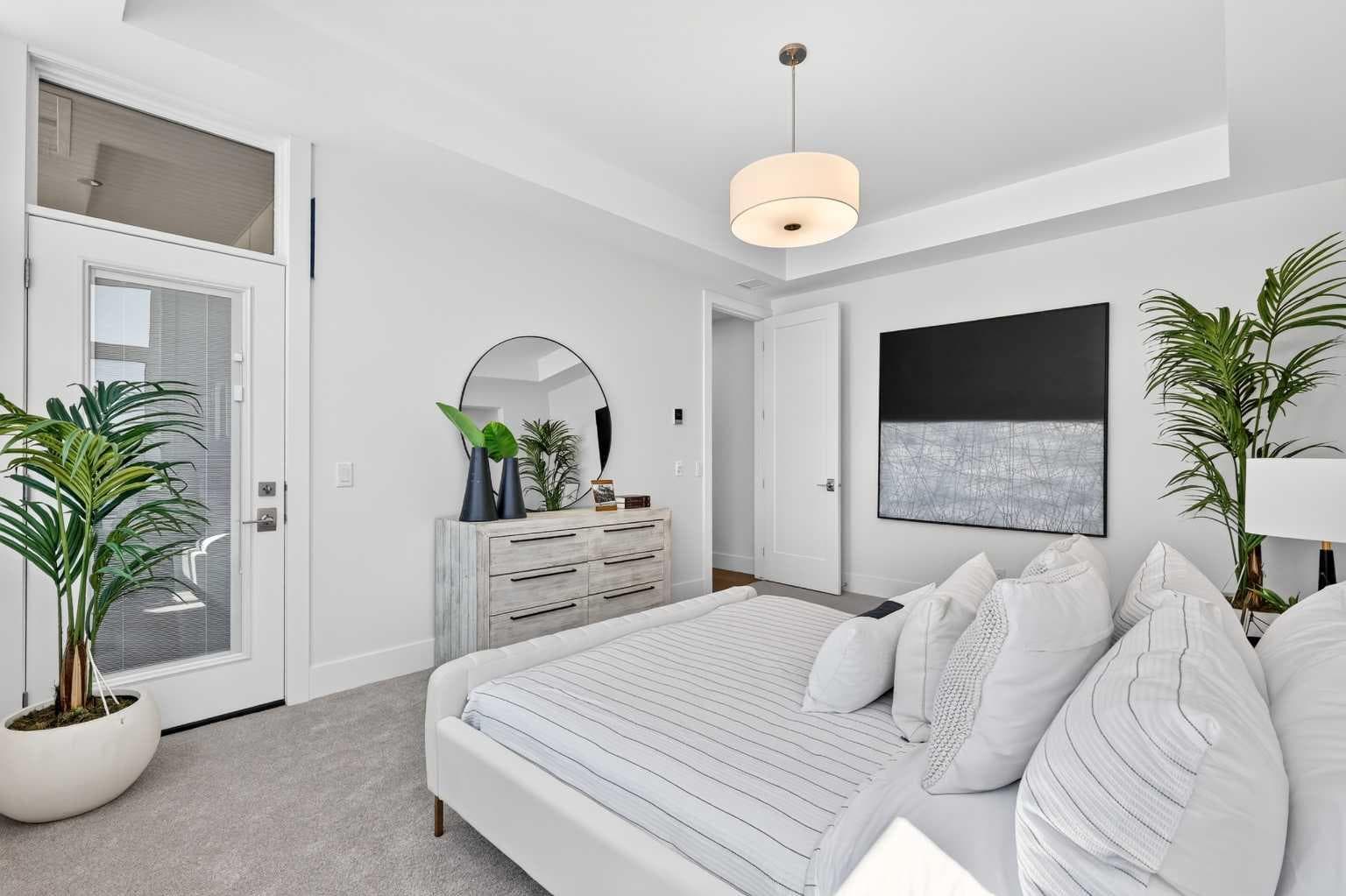 202, 140 Marina Cove SE