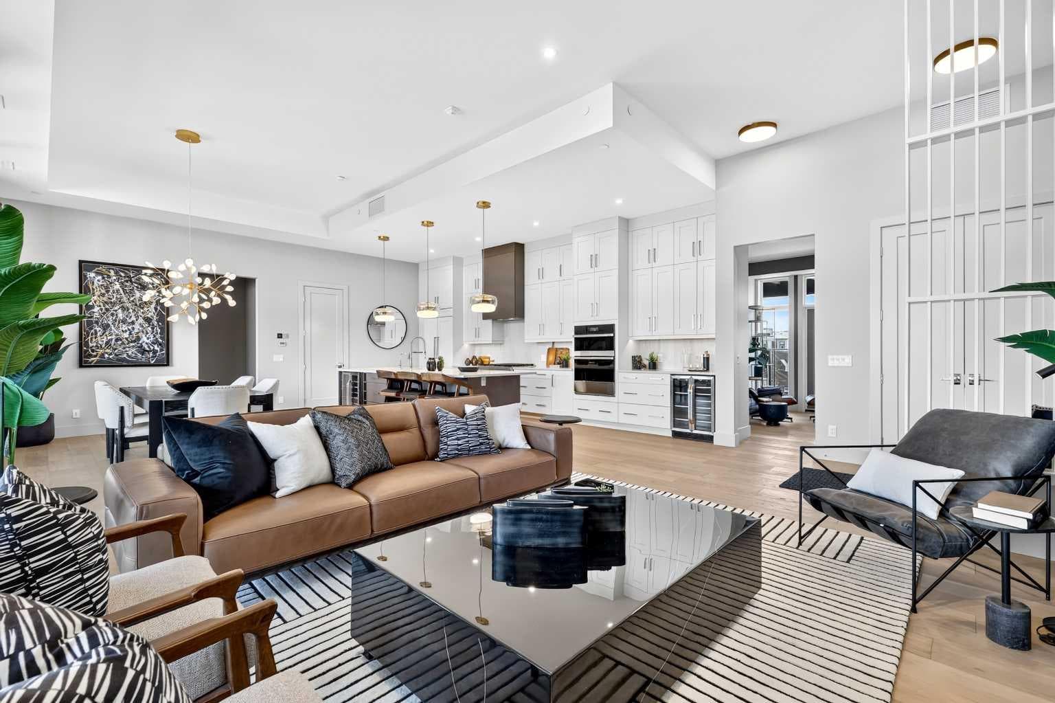 302, 140 Marina Cove SE