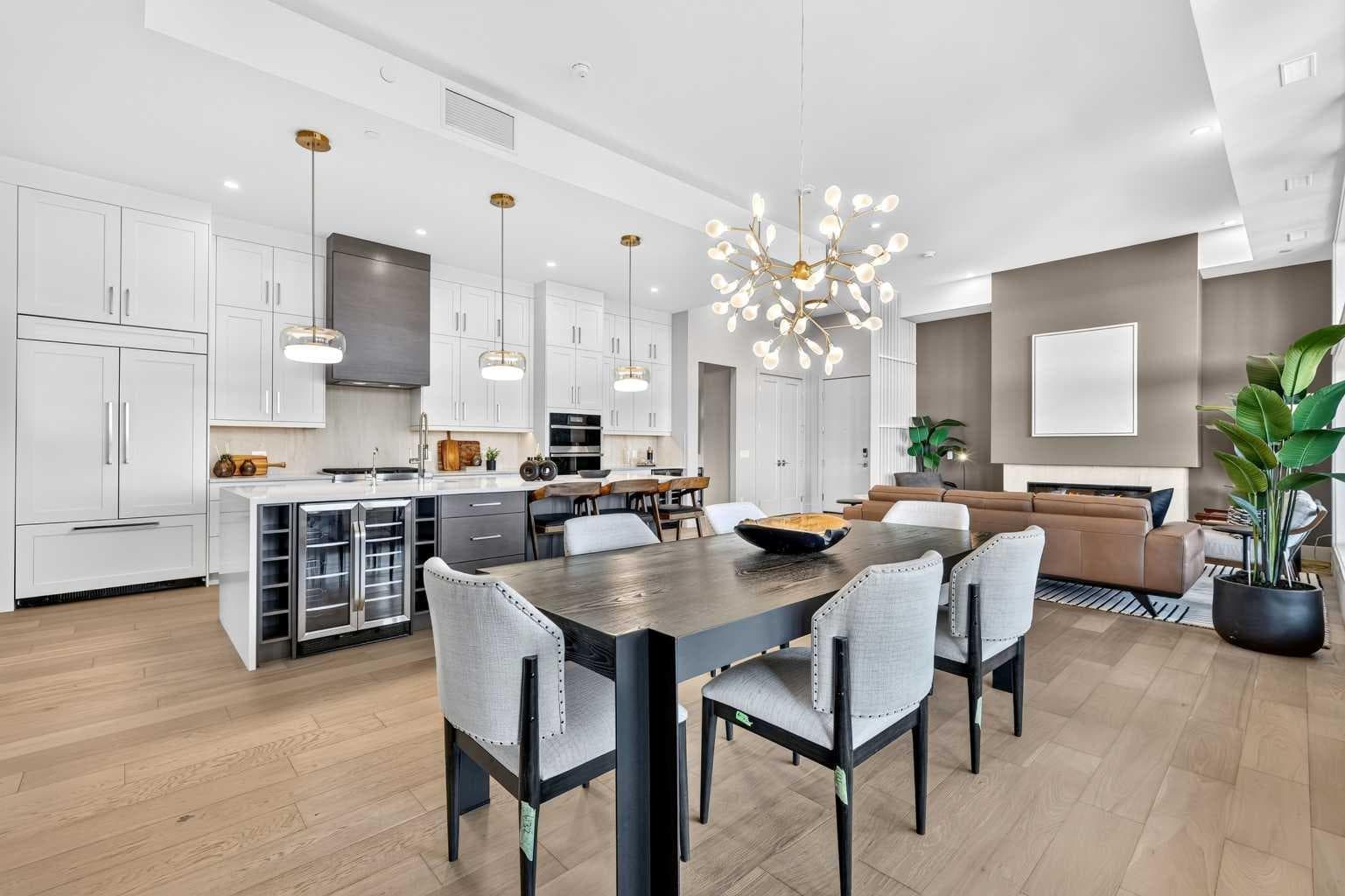 302, 140 Marina Cove SE