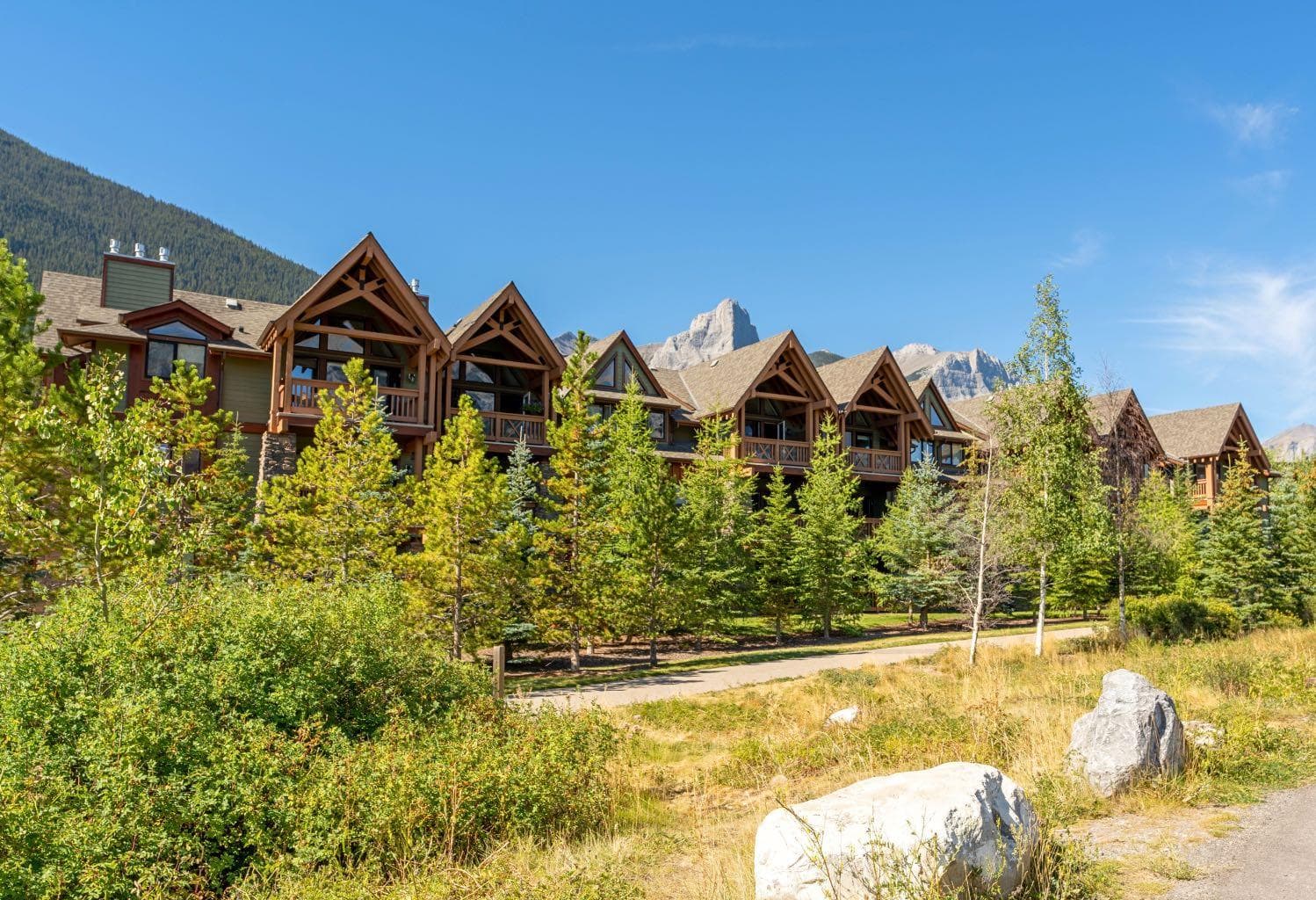 107, 106 Stewart Creek Landing 