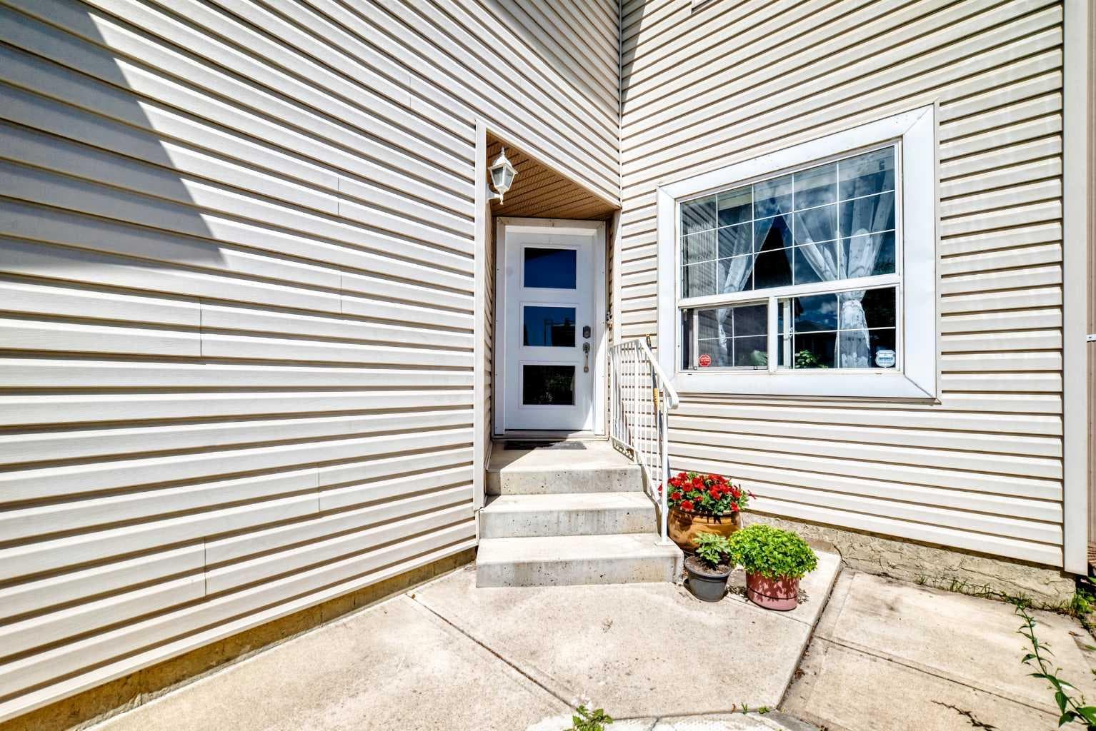 283 Applestone Park SE