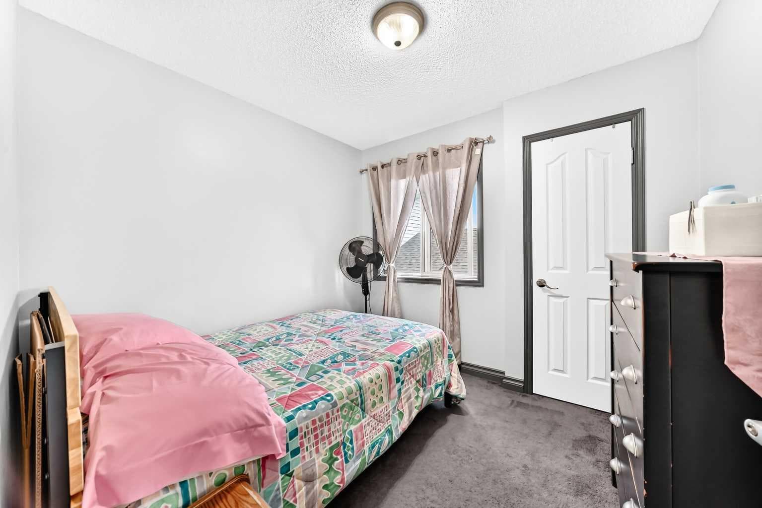 283 Applestone Park SE
