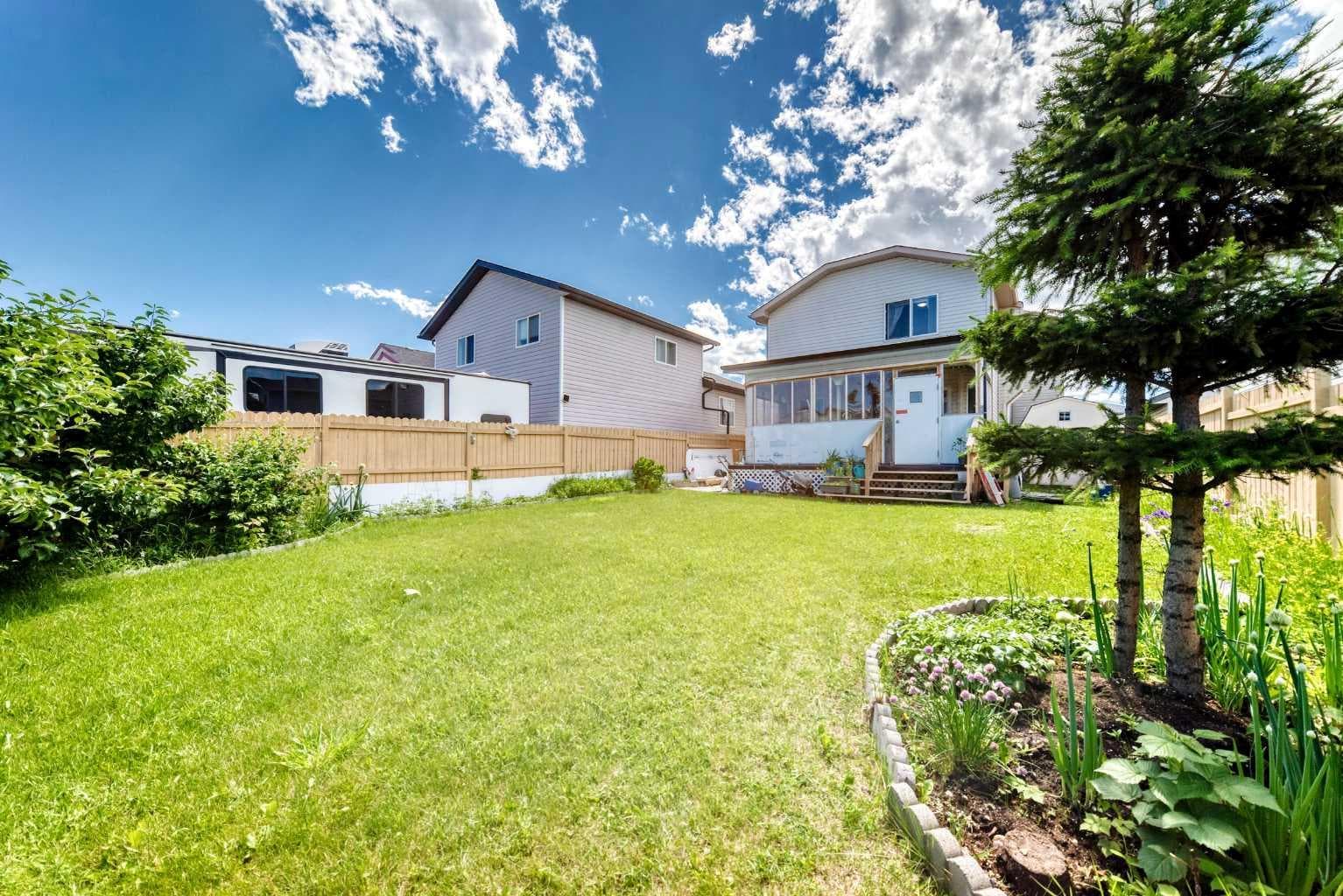 283 Applestone Park SE