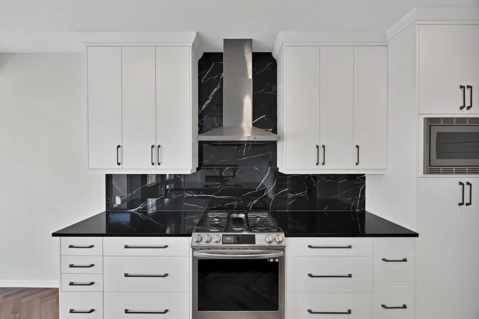 229 Calhoun Crescent NE