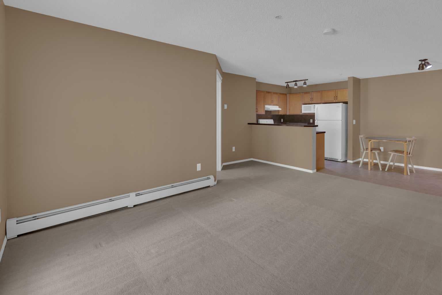 6213, 70 Panamount Drive NW