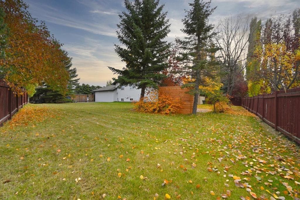 941 west chestermere Drive 