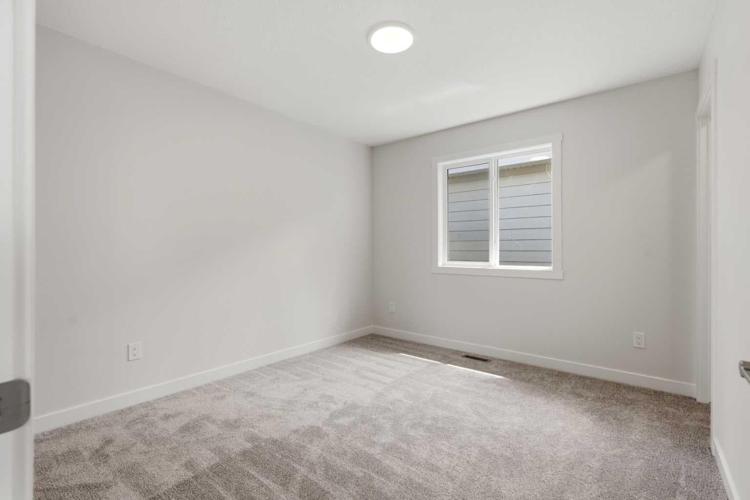 7 Verdure Gate SW