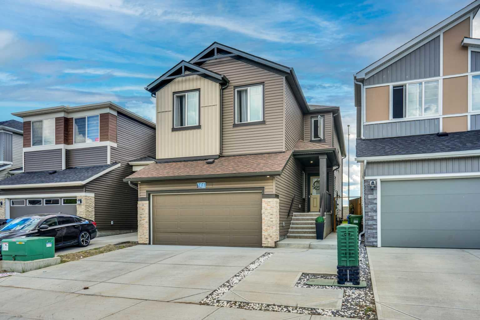 106 Amblehurst Way NW