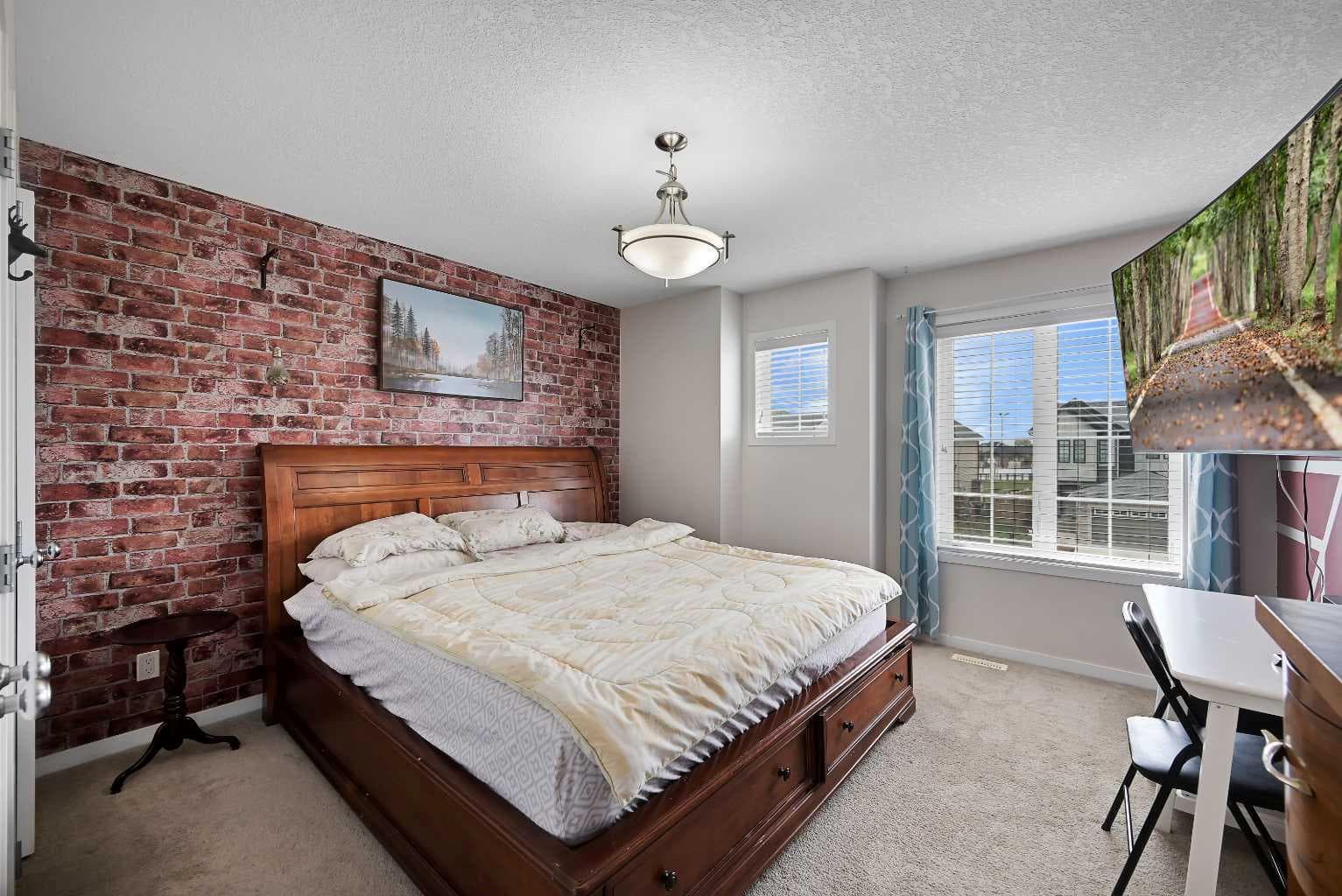 232 Vista Drive 