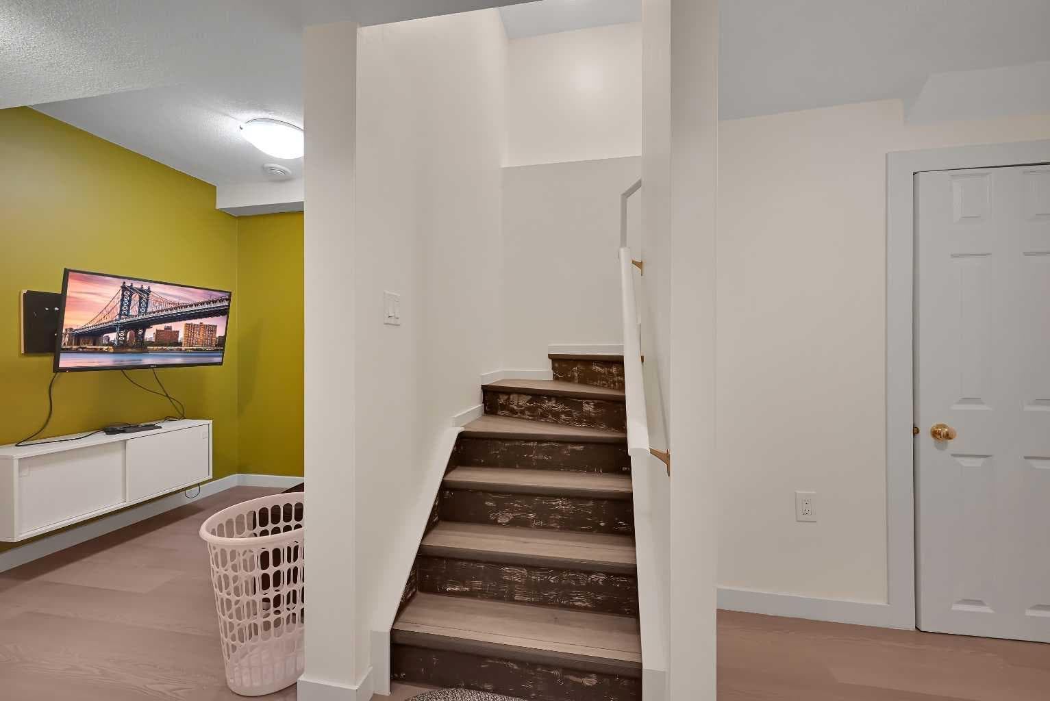 232 Vista Drive 