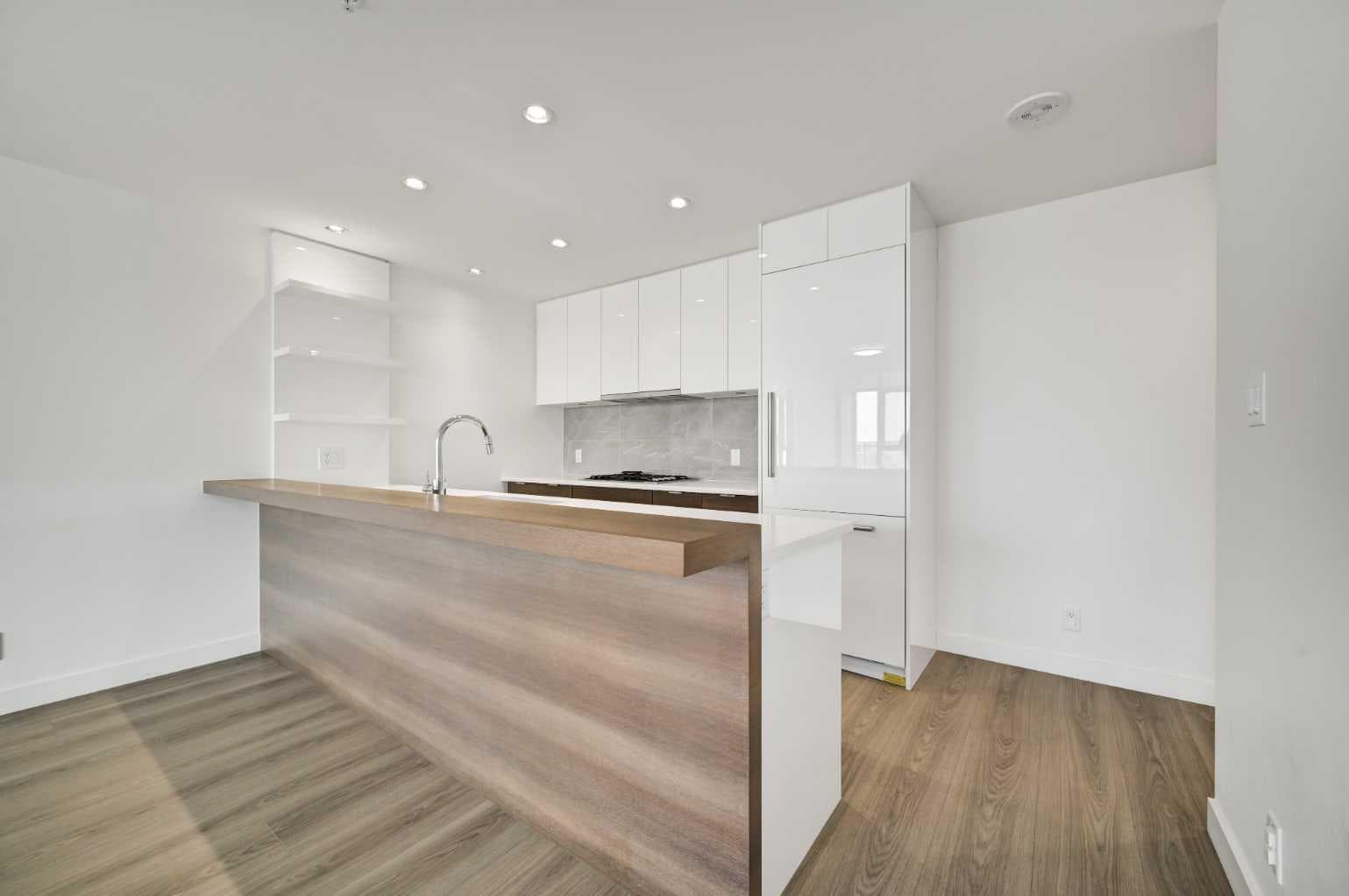804, 118 Waterfront Court SW