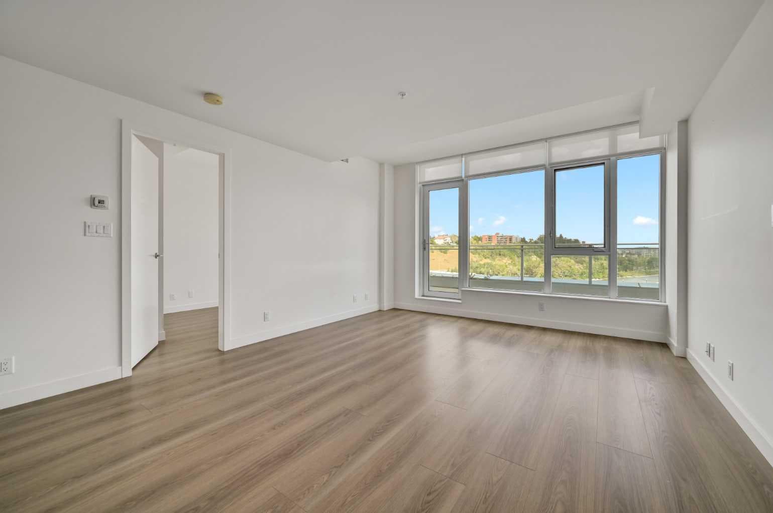 804, 118 Waterfront Court SW