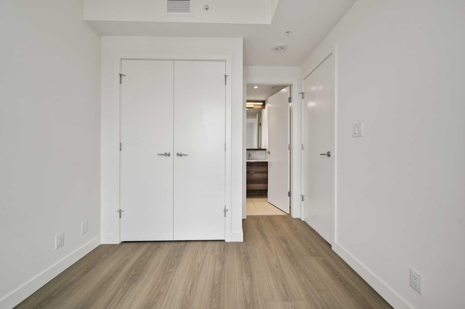 804, 118 Waterfront Court SW