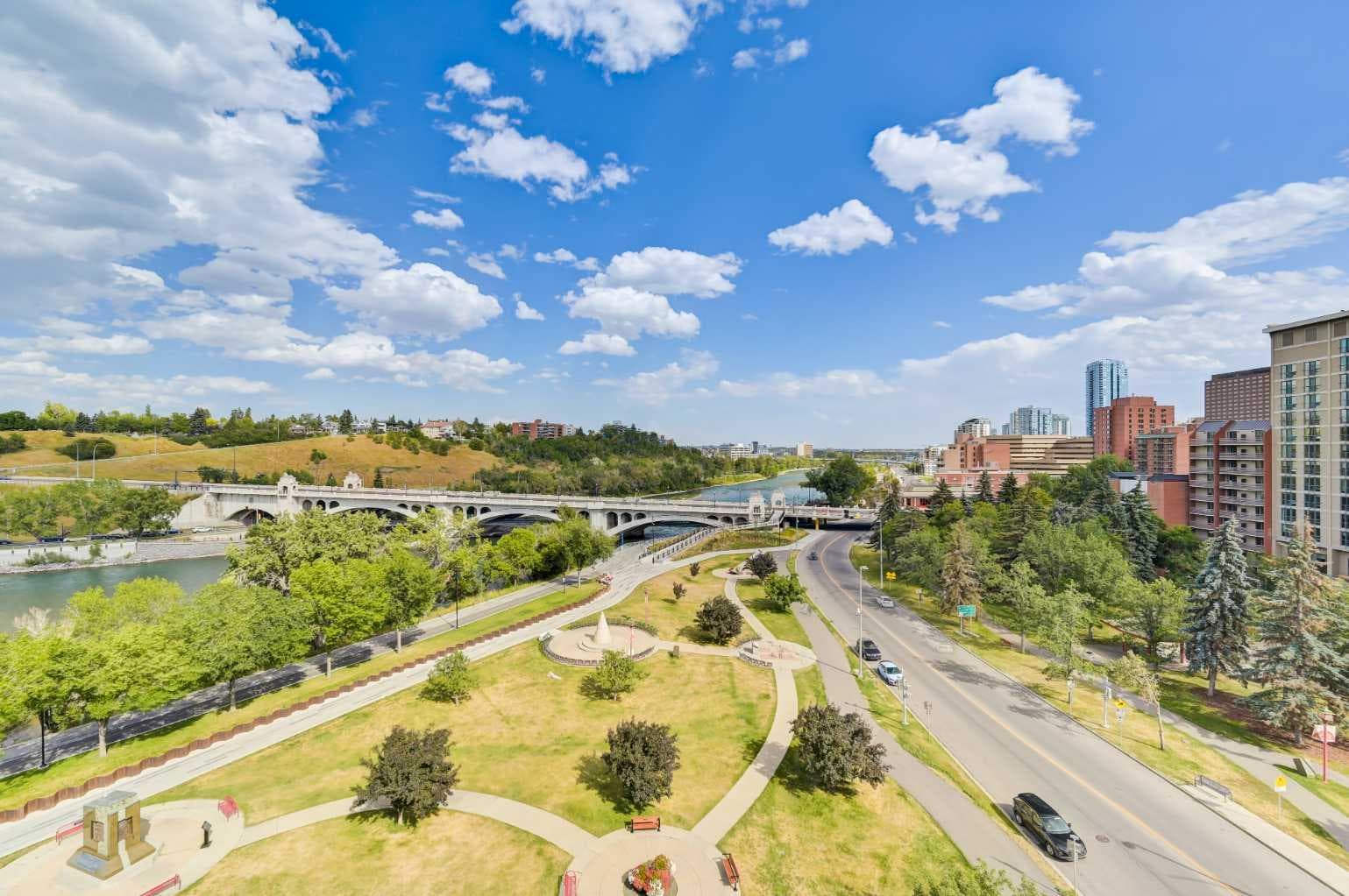 804, 118 Waterfront Court SW