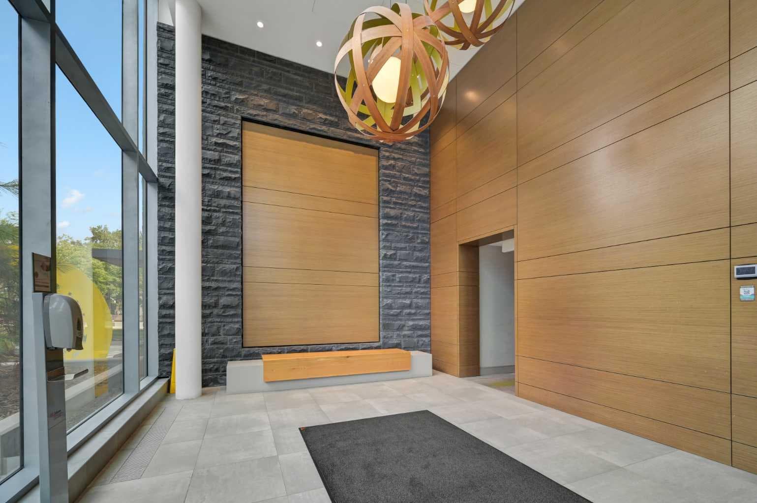 804, 118 Waterfront Court SW