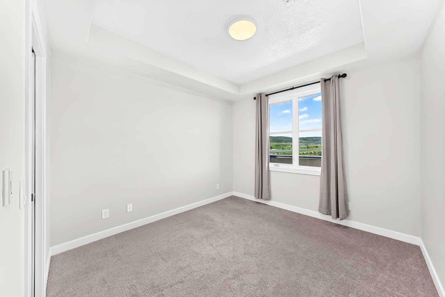 3407, 80 Greenbriar Place NW