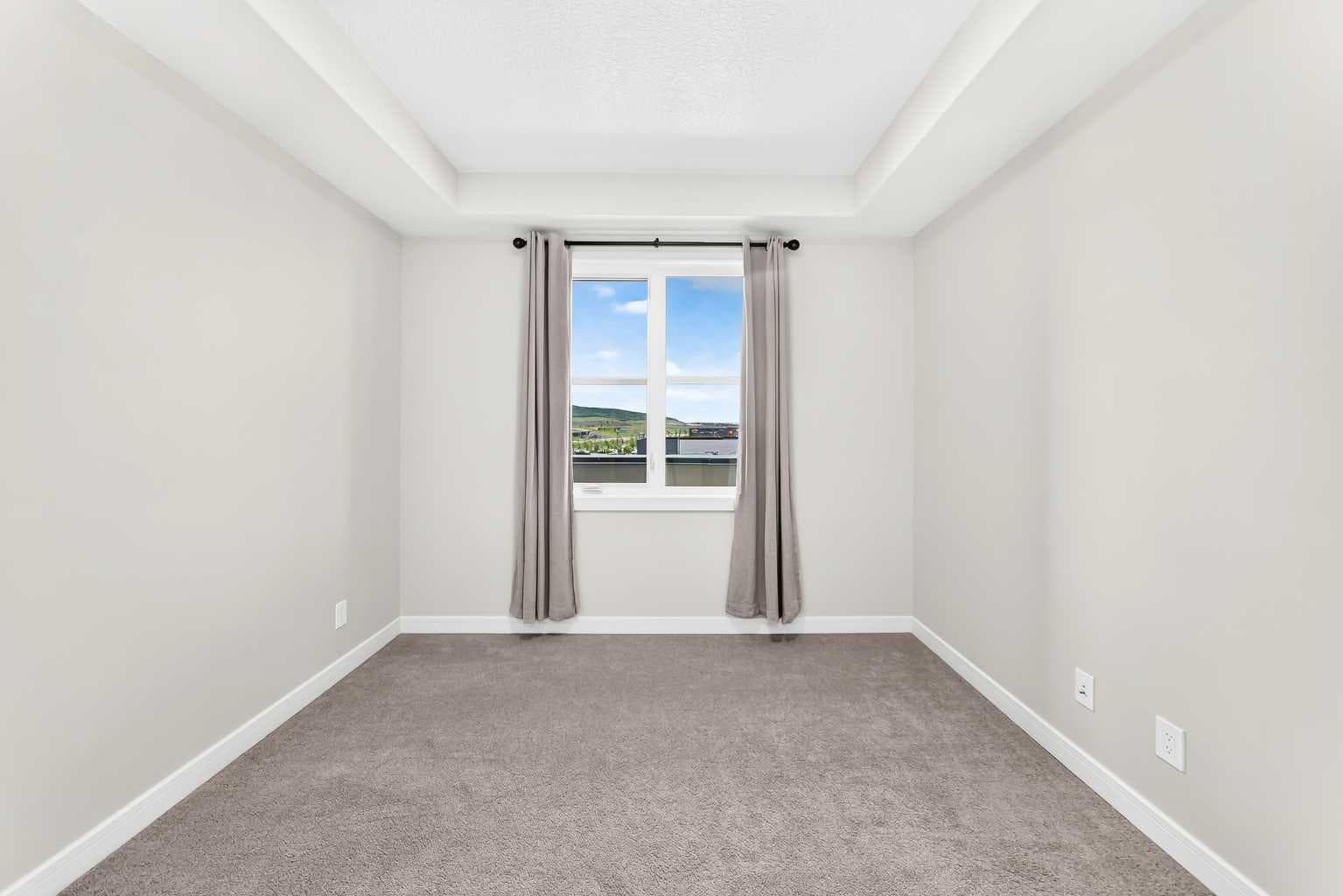3407, 80 Greenbriar Place NW
