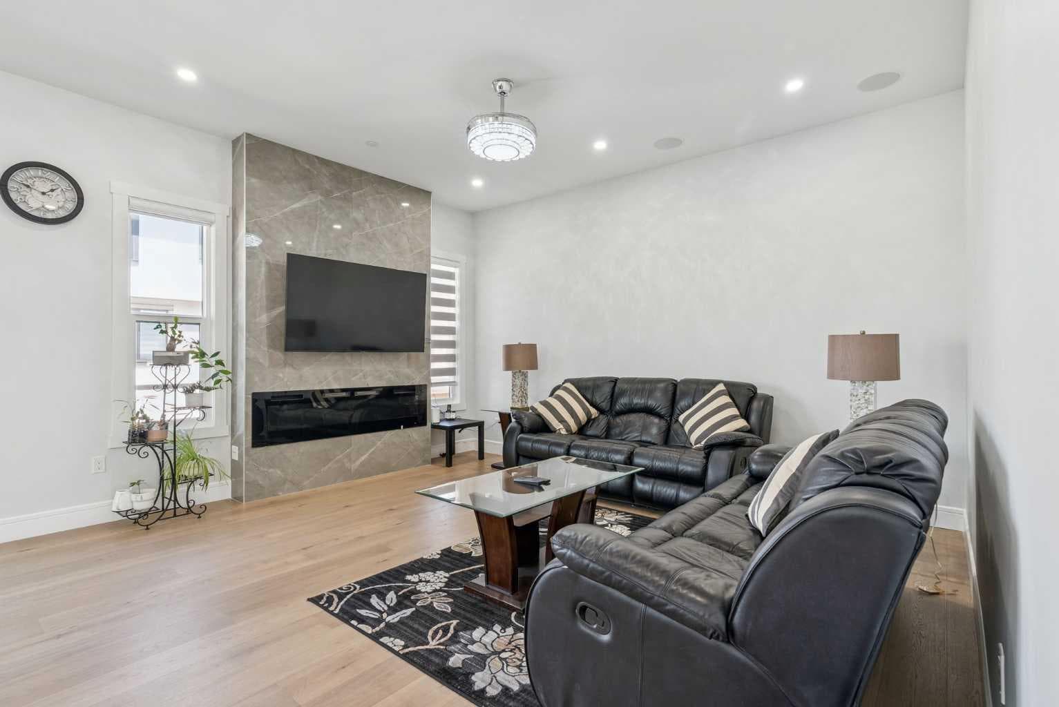 19 Duhram Way 
