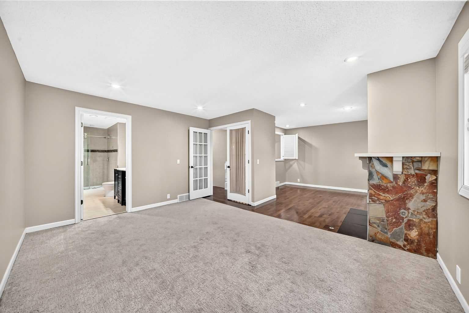 25, 448 Strathcona Drive SW