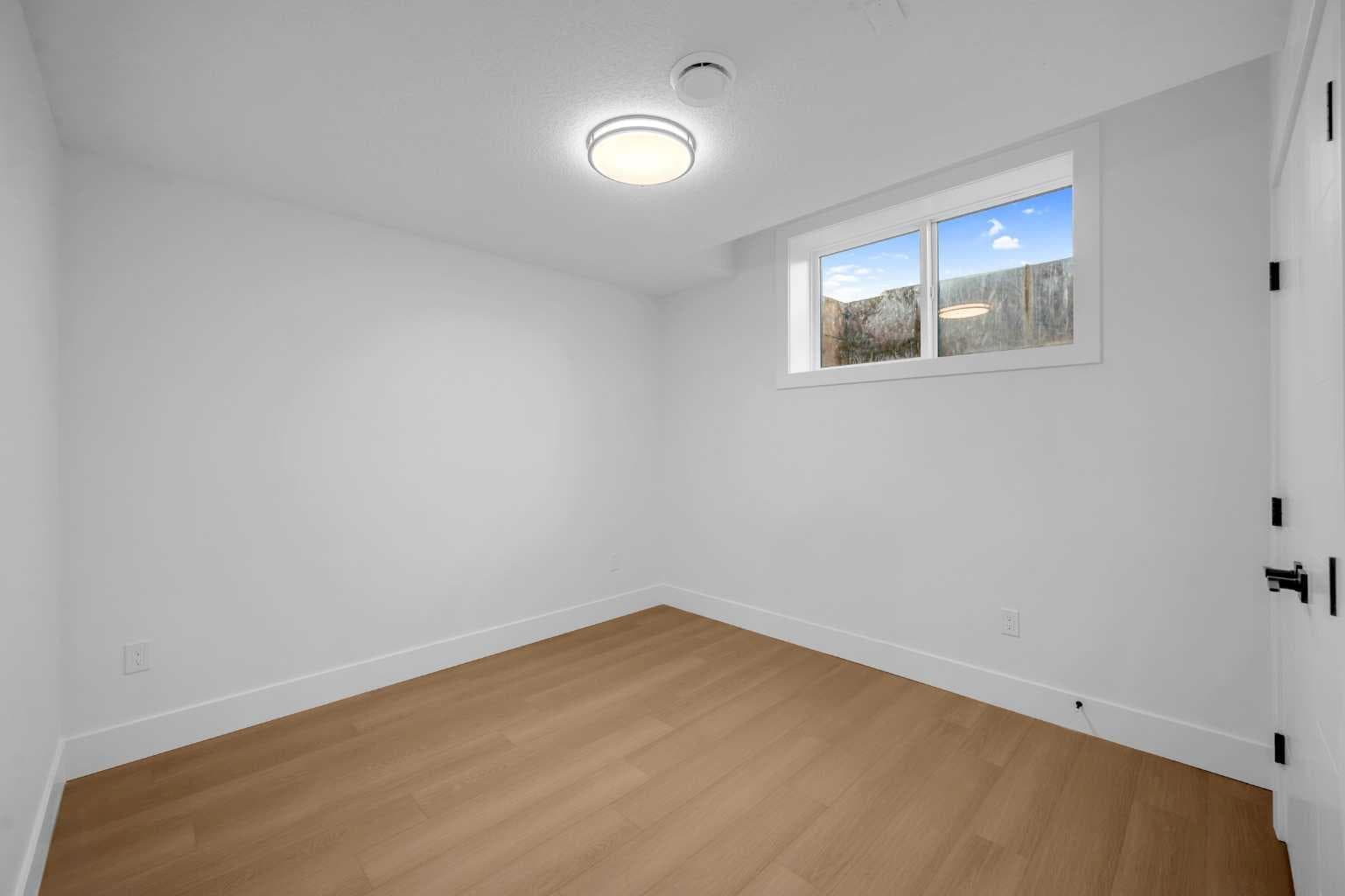 2623 Cochrane Road NW