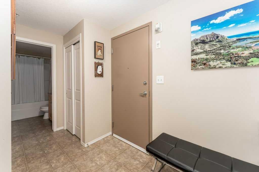 216, 186 Kananaskis Way 