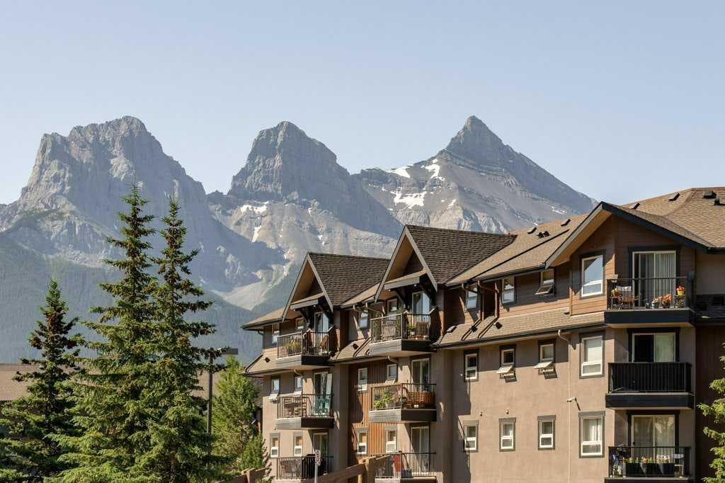 216, 186 Kananaskis Way 