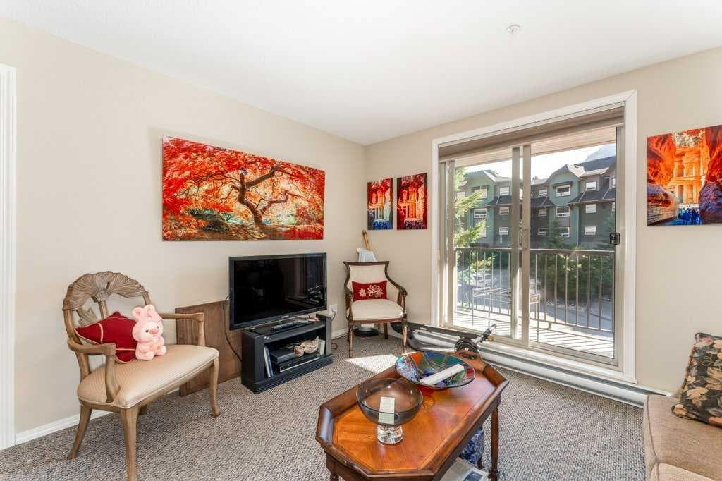 216, 186 Kananaskis Way 