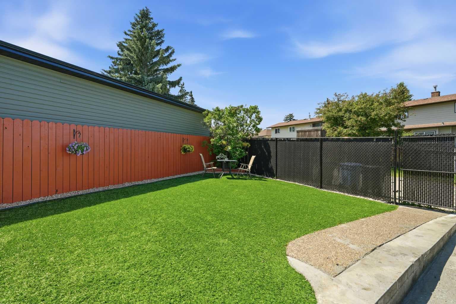 43 Beaconsfield Place NW