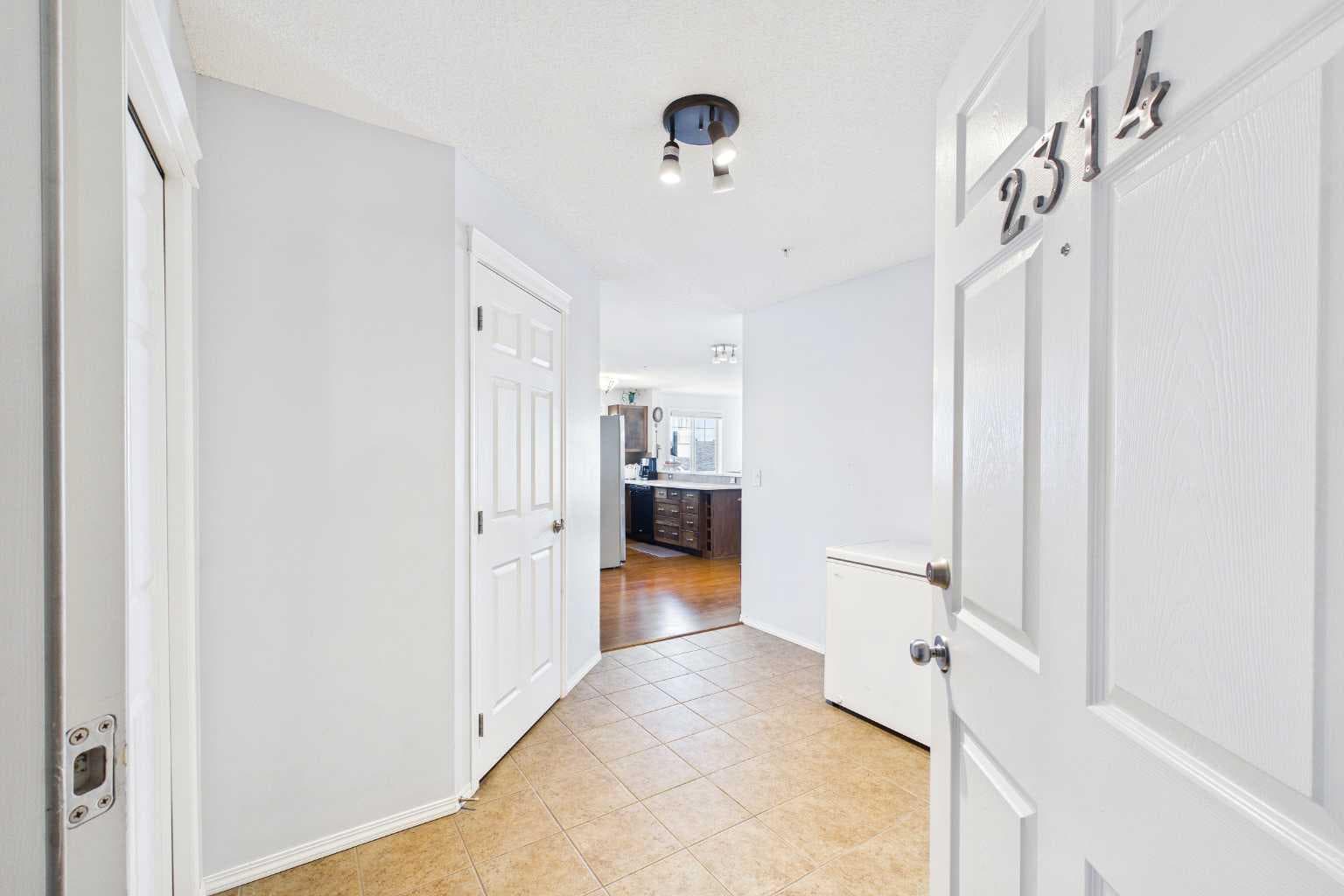 2314, 43 Country Village Lane NE