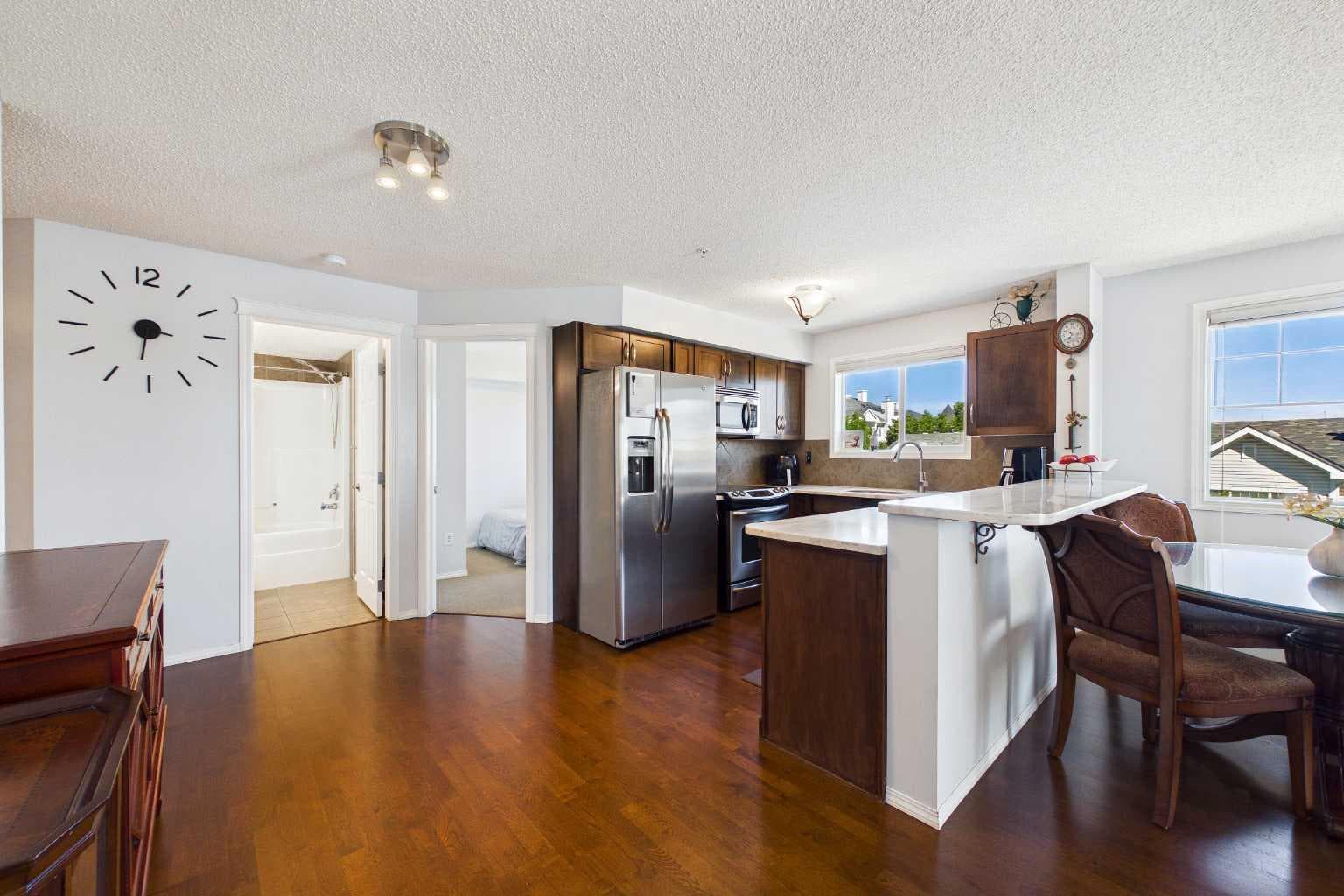 2314, 43 Country Village Lane NE