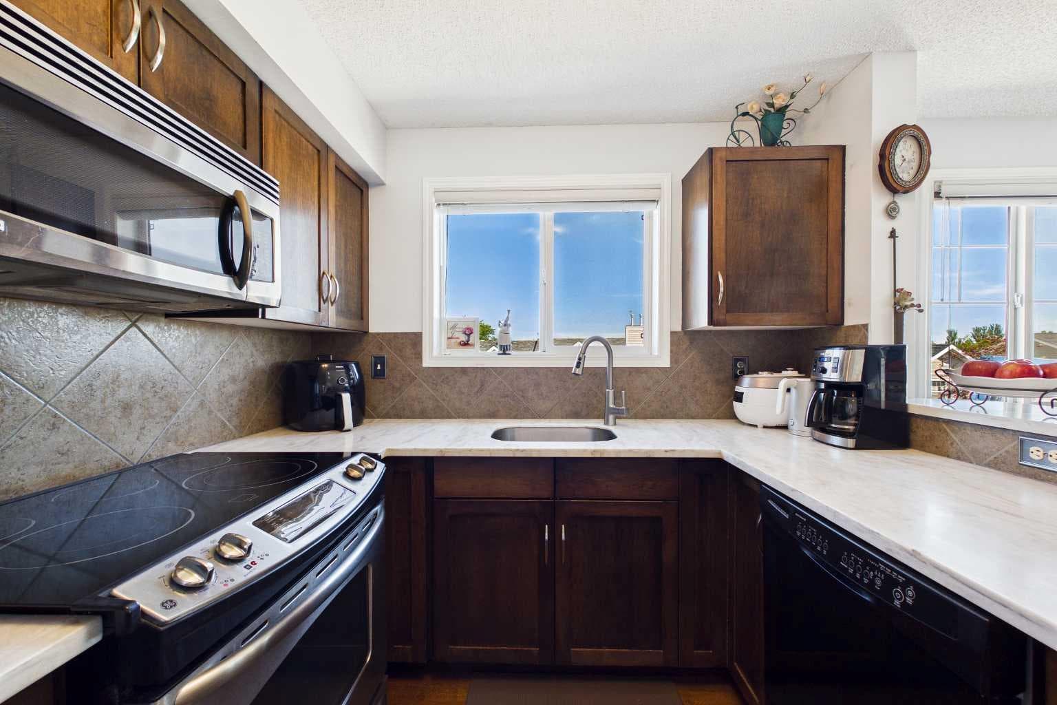 2314, 43 Country Village Lane NE