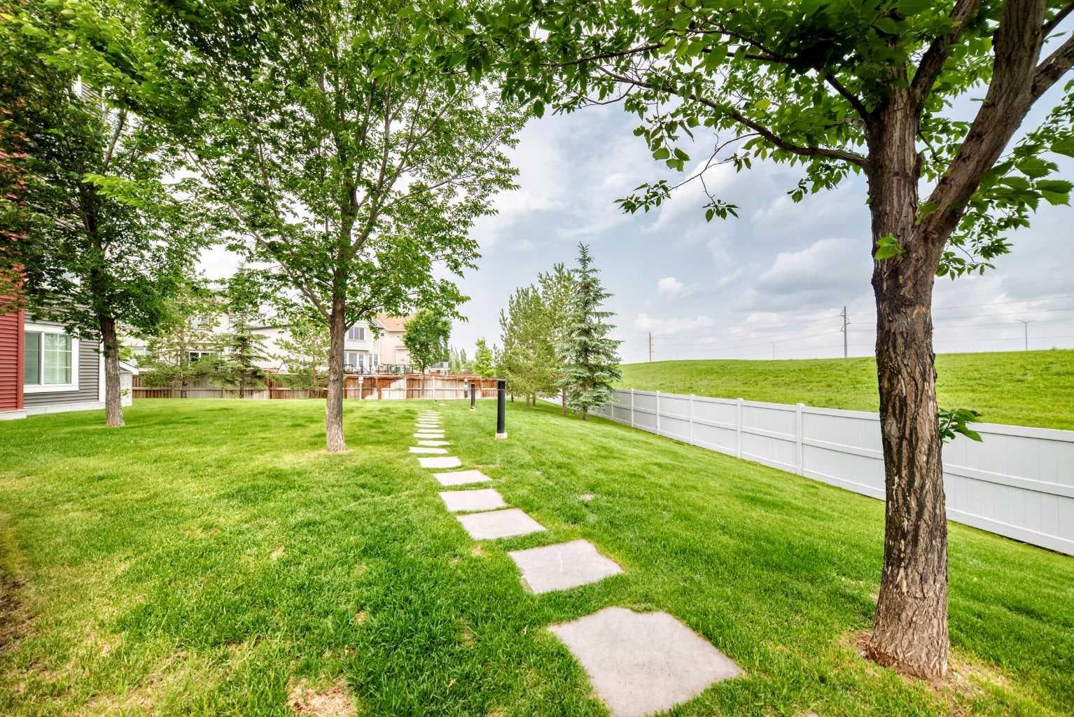 4302, 755 Copperpond Boulevard SE