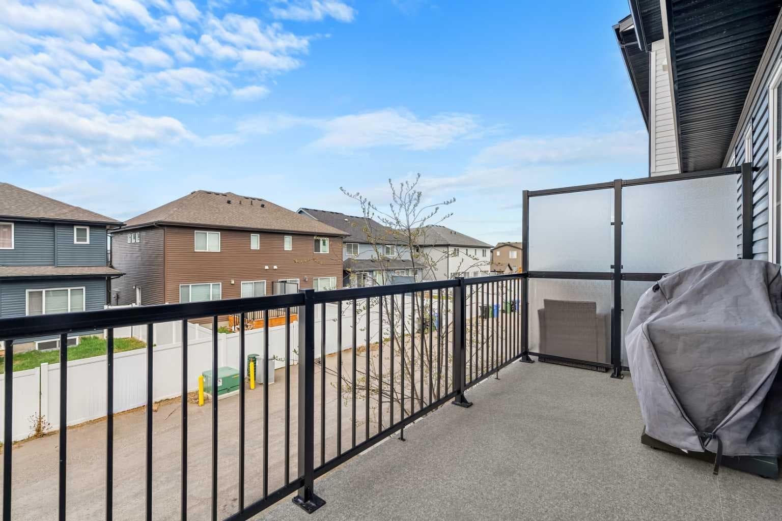 85 Walgrove Common SE