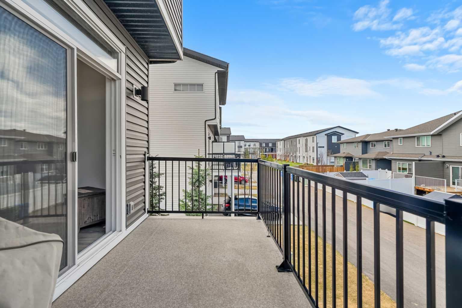 85 Walgrove Common SE