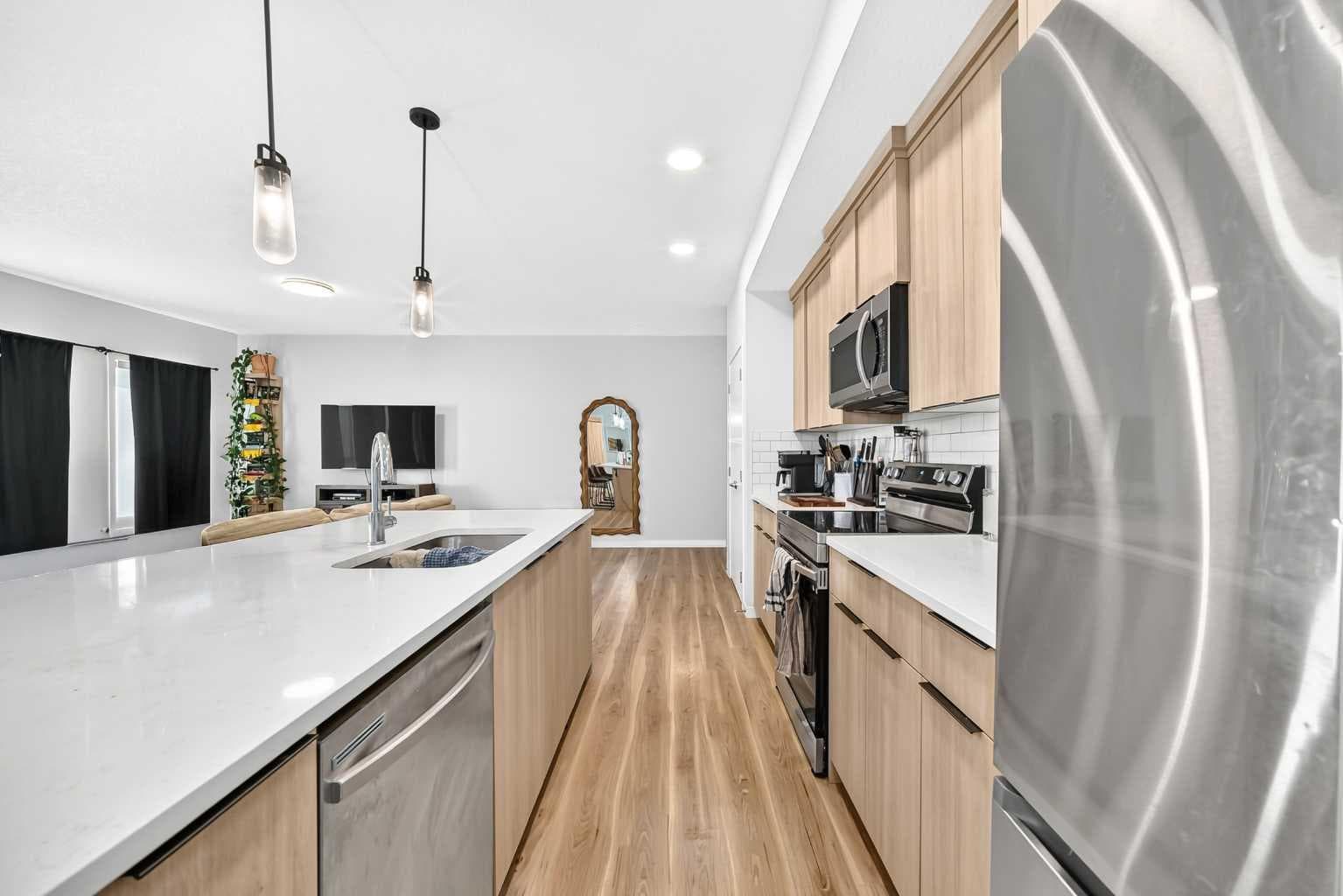 3208, 220 Seton Grove SE