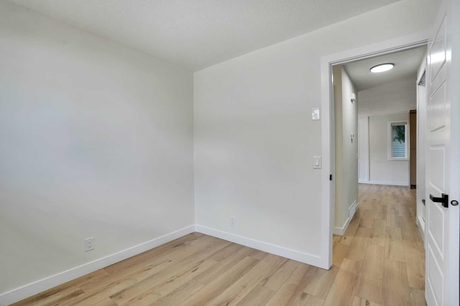 1903 62 Street NE