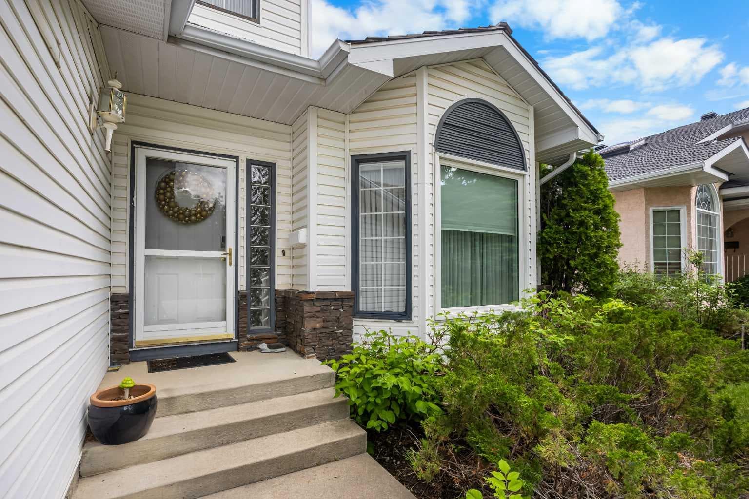 107 Hampshire Close NW