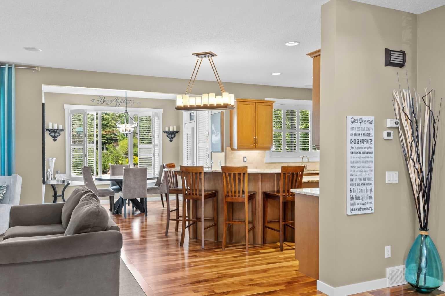 113 Tusslewood Bay NW