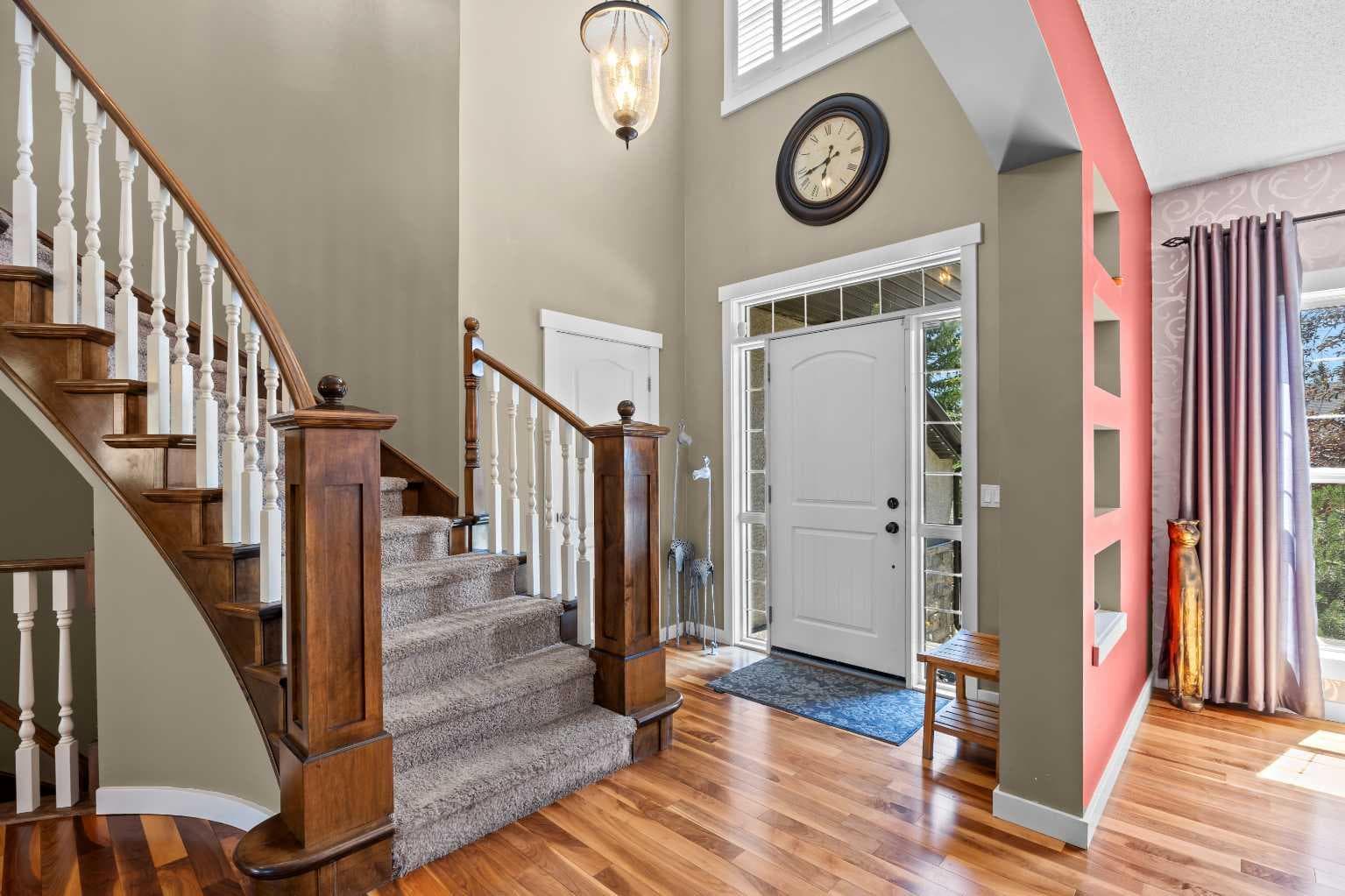 113 Tusslewood Bay NW
