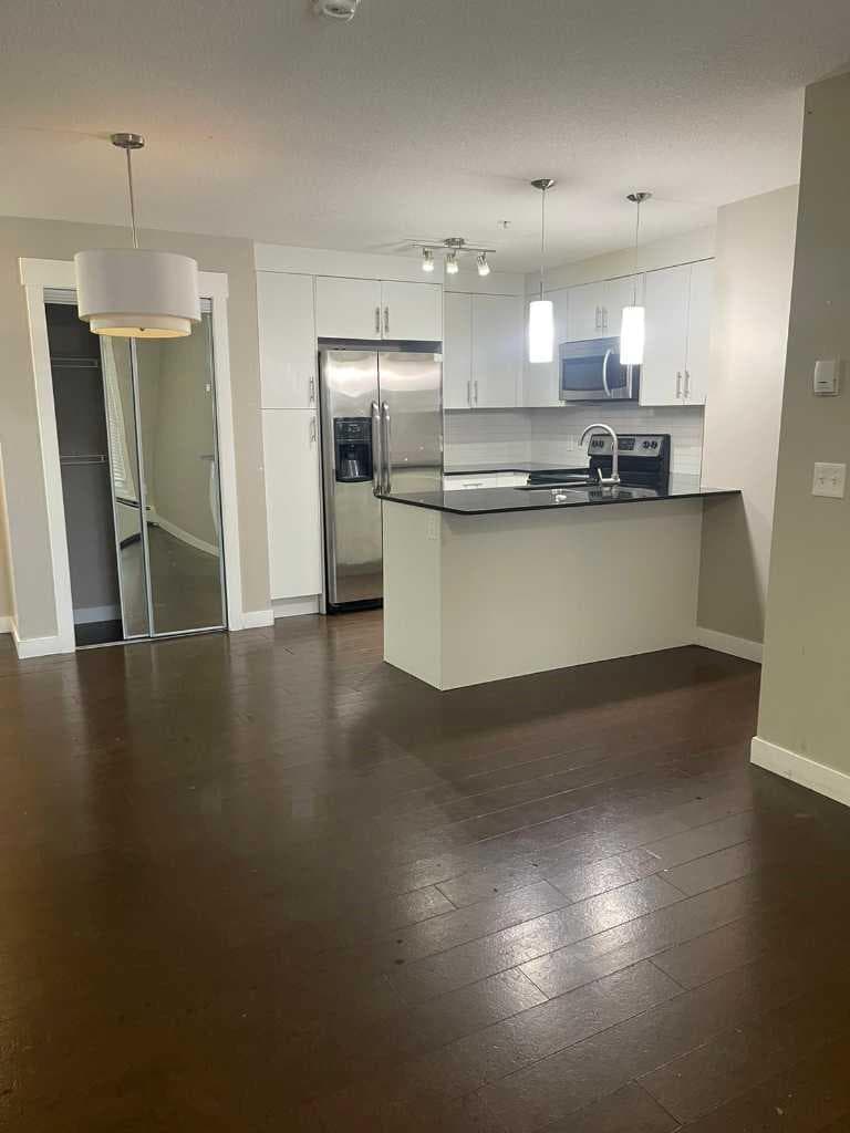 4117, 240 Skyview Ranch Road NE